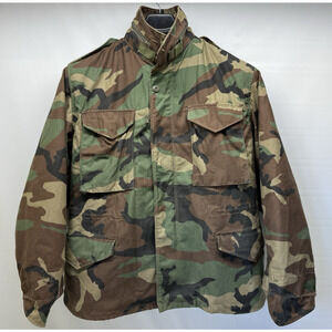 Vintage 90s USGI Coat Size Medium Short Woodland Camo Cold Weather Field Jacket